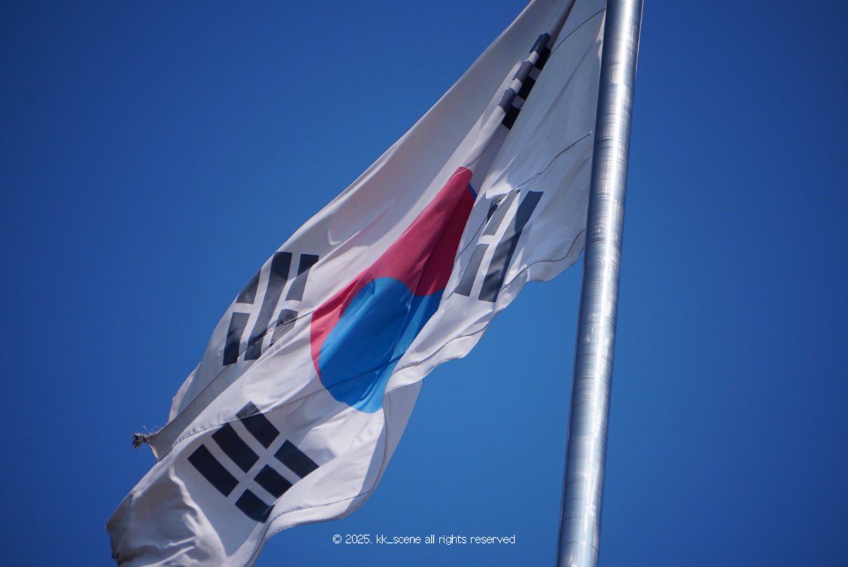 kk_scene's tweet photo. 대한독립만세

#광복절 #광복80주년 https://t.co/cRI3R6Vm59