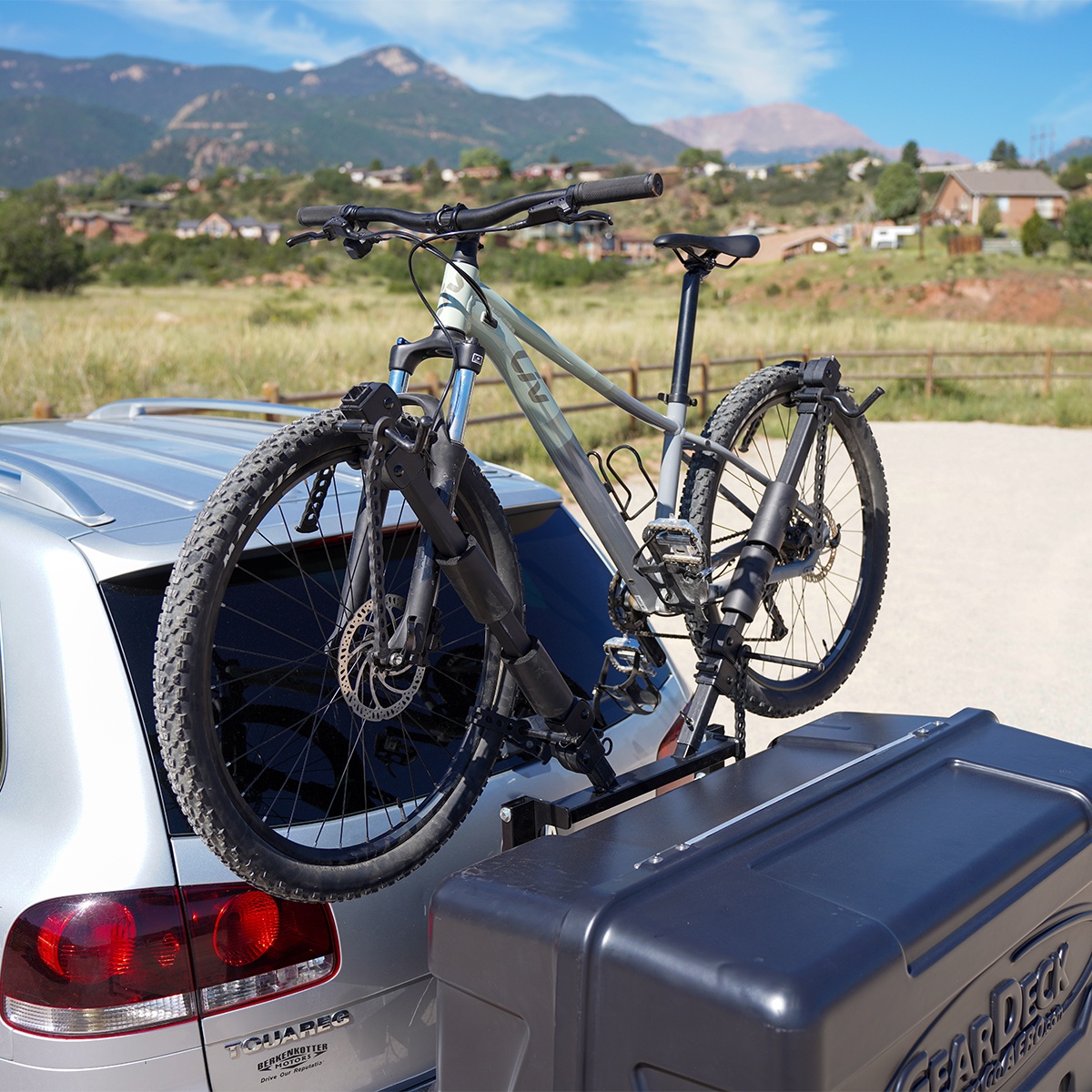 LetsGoAero's tweet photo. Keep your bikes secure and elevated with GearDeck Bike Bridge. Retweet if you're ready for effortless bike transport.

Discover more: https://t.co/NUyQ8Us6U6

#Bikeadventures #builtforlife https://t.co/ob6brIMrn4