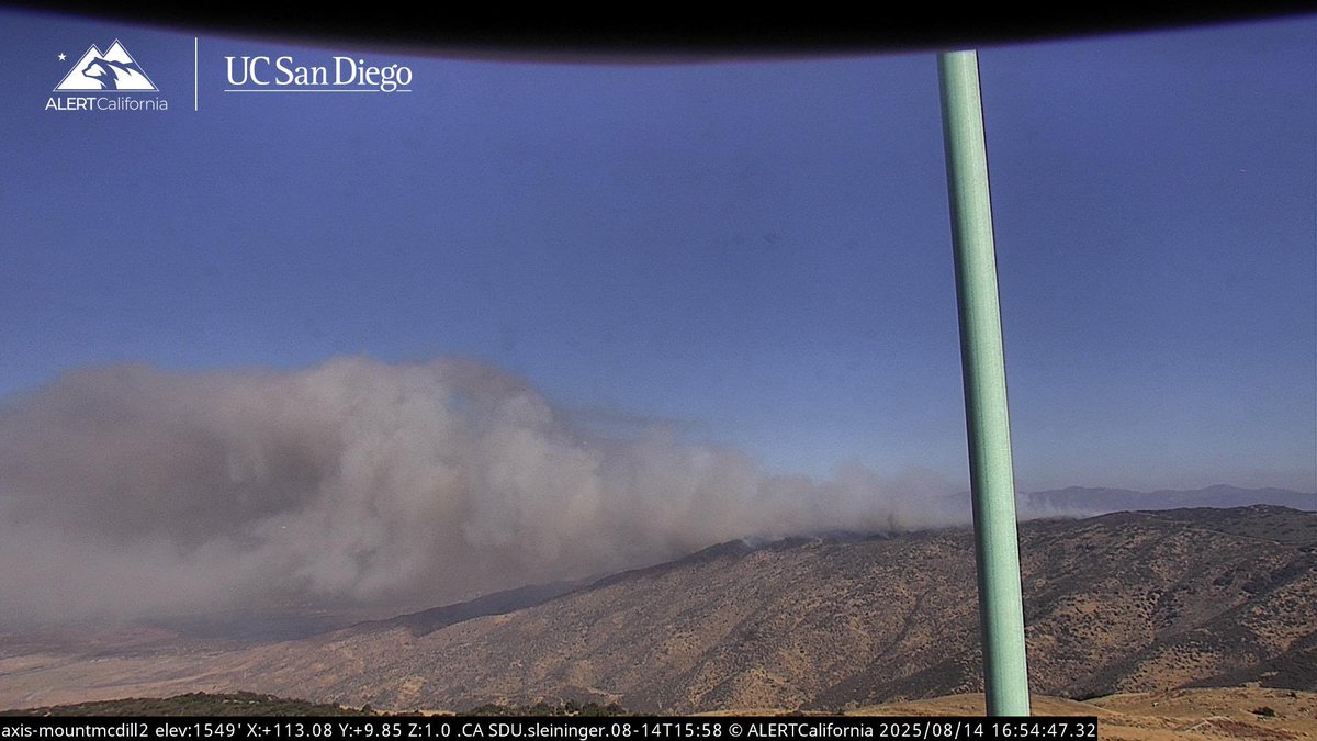 DanielFireTruck's tweet image. #HawkFire Aircraft Assisting Updated.
Air Attack 12, OES Intel 24, Lead Kilo 5. 
Air Tankers 01, 70, 71, 72, 73, 76, 78, 102.

LACoFD Copters 19, 22.
LAFD Fire 5, Helitanker 5HX.
OCFA Helitanker 47.
VCFD Copter 5.