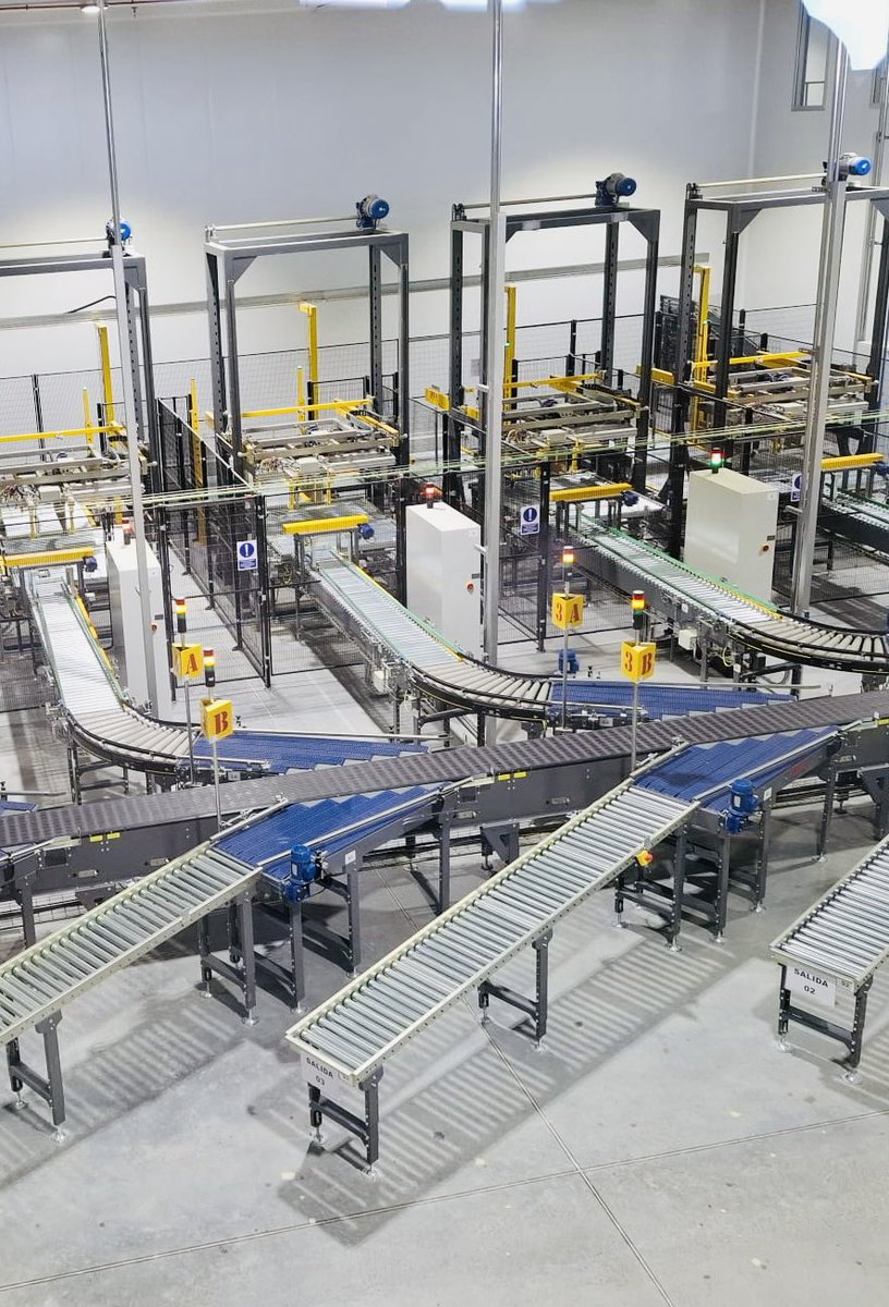 City Capital (@citycapitalbv) on Twitter photo Peru 🇵🇪
Proud to be on the ground as <a href="/Maersk/">Maersk</a> opens its state-of-the-art #logistics hub in Olmos — powering #LATAM trade. 🚢
#BlogByCity #nearshoring #trade <a href="/DavidGustavoRR/">🦁 David Gustavo 🌱🚲</a> <a href="/PatyHuitronGR/">Paty Huitron</a> Peru 🇵🇪
Proud to be on the ground as <a href="/Maersk/">Maersk</a> opens its state-of-the-art #logistics hub in Olmos — powering #LATAM trade. 🚢
#BlogByCity #nearshoring #trade <a href="/DavidGustavoRR/">🦁 David Gustavo 🌱🚲</a> <a href="/PatyHuitronGR/">Paty Huitron</a>