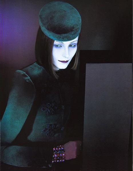 xe0_xeo's tweet photo. Serge Lutens https://t.co/VlSUtYbps5