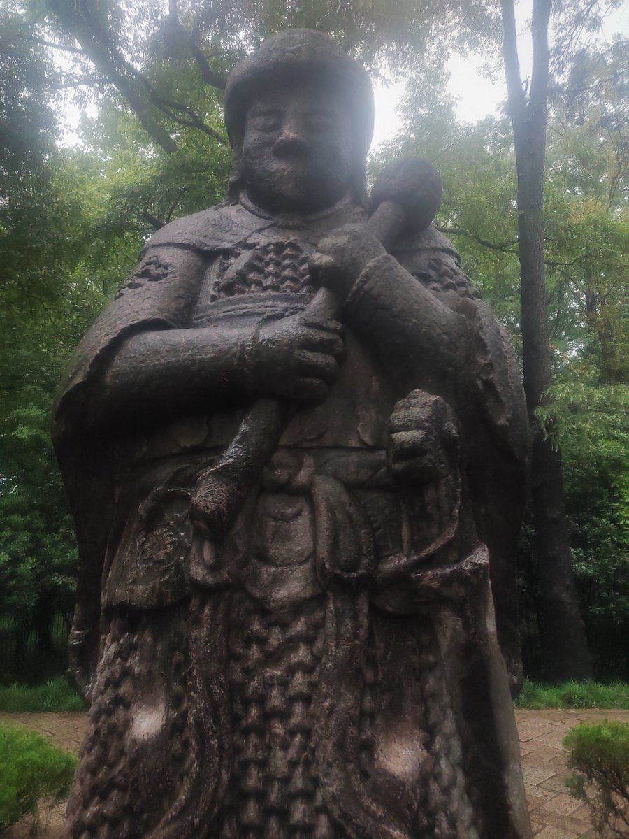 liushui520's tweet photo. 南京真的很不错 晚上人多 不是天津可以比的 除了天热 适合居住 https://t.co/NucTNyNYyH