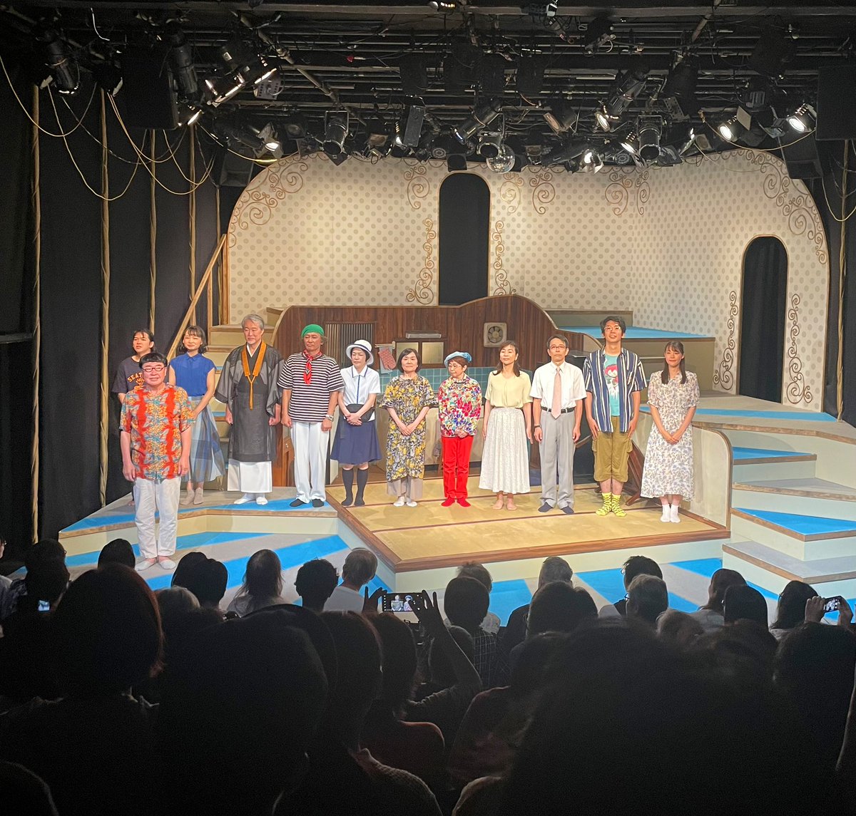 unonononon's tweet image. 先日になりますが
#道学先生
『水星とレトログラード』

千秋楽観てまいりました💛
@下北沢　#スズナリ

👵おばあちゃんが
タイムリープしちゃうお話し💫
なぜ、普通のおばあちゃんが
タイムリープしちゃうのか⁉️
おばあちゃんやその家族、
周りの人達が謎解きに挑むのですが…