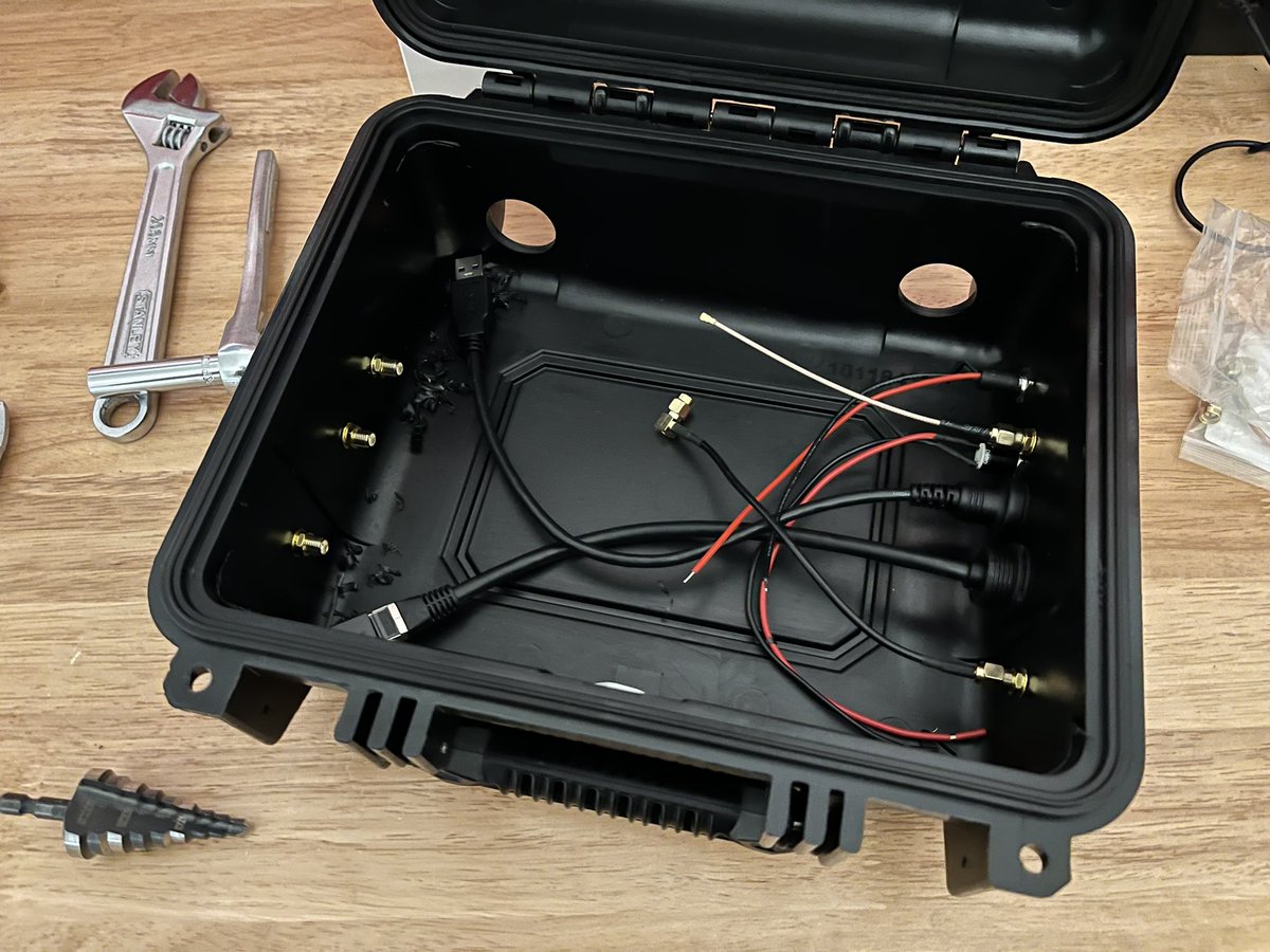 cemaxecuter tweet media