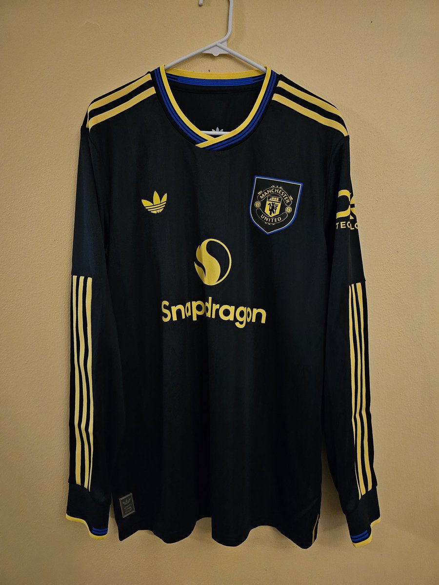 Man Utd third long sleeve authentic 🔥 

#manutd #ManchesterUnited #adidas