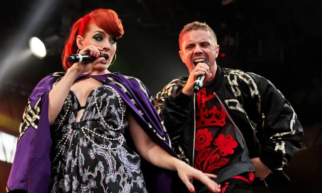 JuanC_Rdgz's tweet photo. 🎵 Happy Birthday Ana Matronic 🎂🎵
#AnaMatronic #ScissorSisters #HappyBirthdayAnaMatronic https://t.co/lvPKmKQ9C4