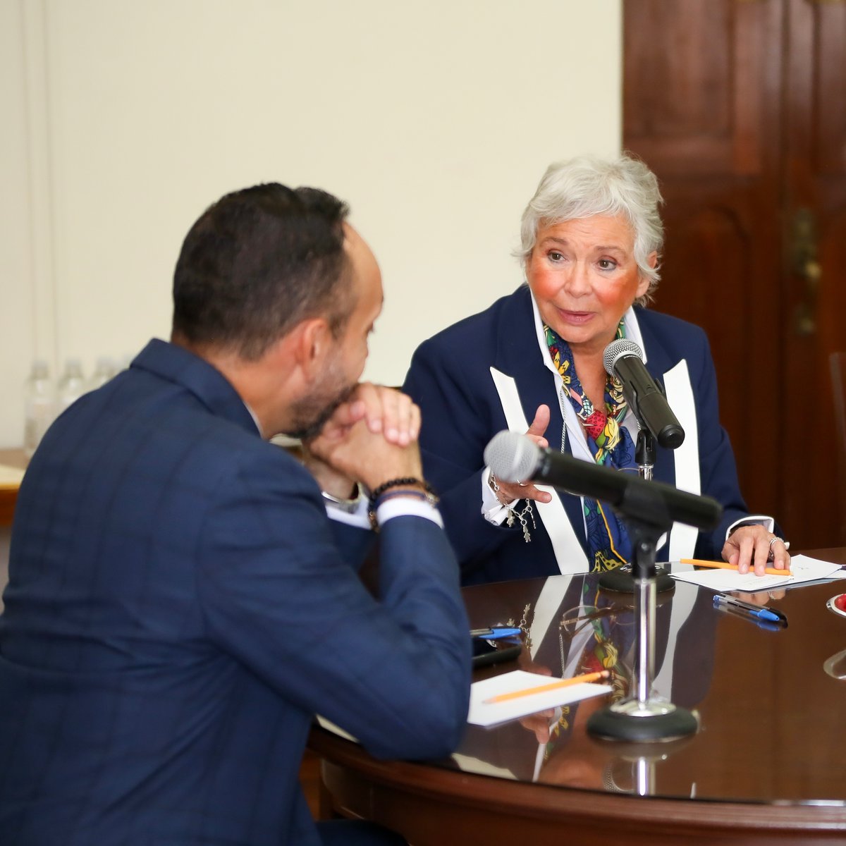 En su etapa como Senadora, la Dra. Sánchez Cordero impulsó la Ley General de MASC y el Código Nacional de Procedimientos Civiles y Familiares, claves para modernizar la justicia en México.