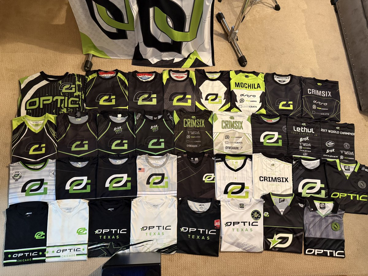 The OpTic CollecTor tweet media