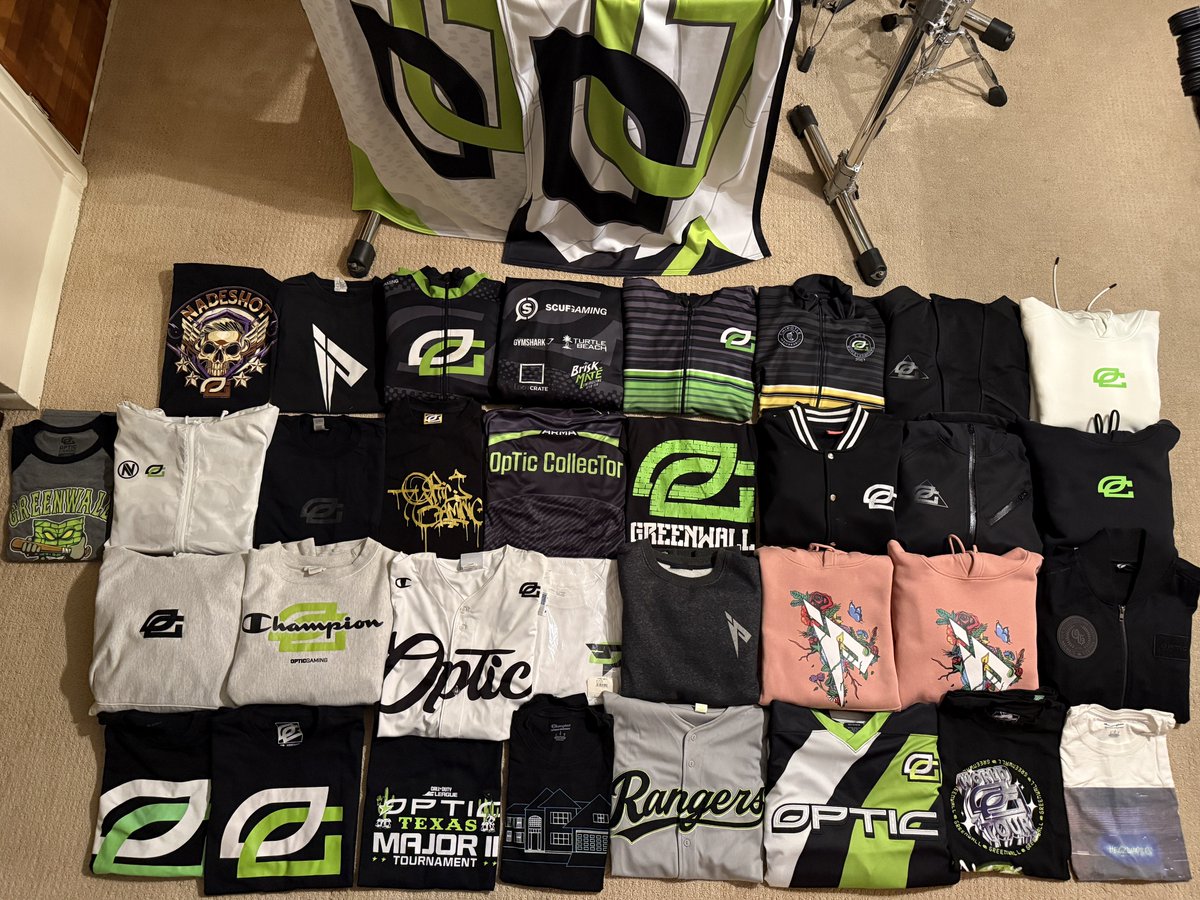 The OpTic CollecTor tweet media