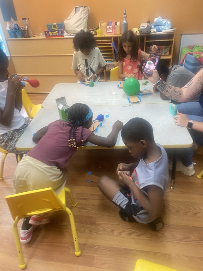 Balloon-powered cars 🚗💨 + curious young minds = a day of speed, science, and smiles! #STEMFun #HandsOnLearning