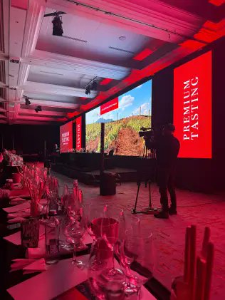 Premium Tasting tweet media