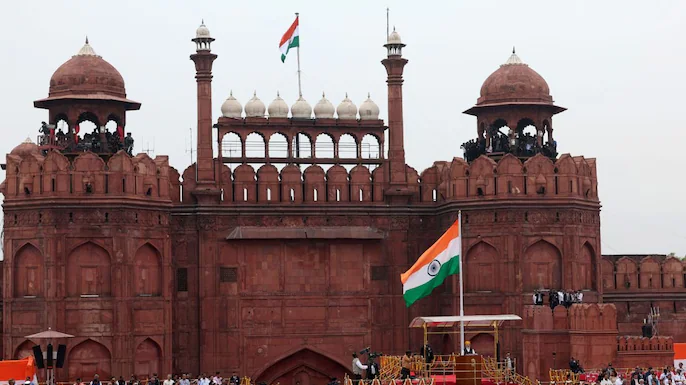 IndiaToday's tweet photo. India celebrates 79th Independence Day, PM Narendra Modi to address the nation from the ramparts of the iconic Red Fort in Delhi
Read latest updates: https://t.co/8B3lvH186U
#IndependenceDay #IndependenceDay2025 #NarendraModi #RedFort #Delhi https://t.co/hLlIHFRP8I