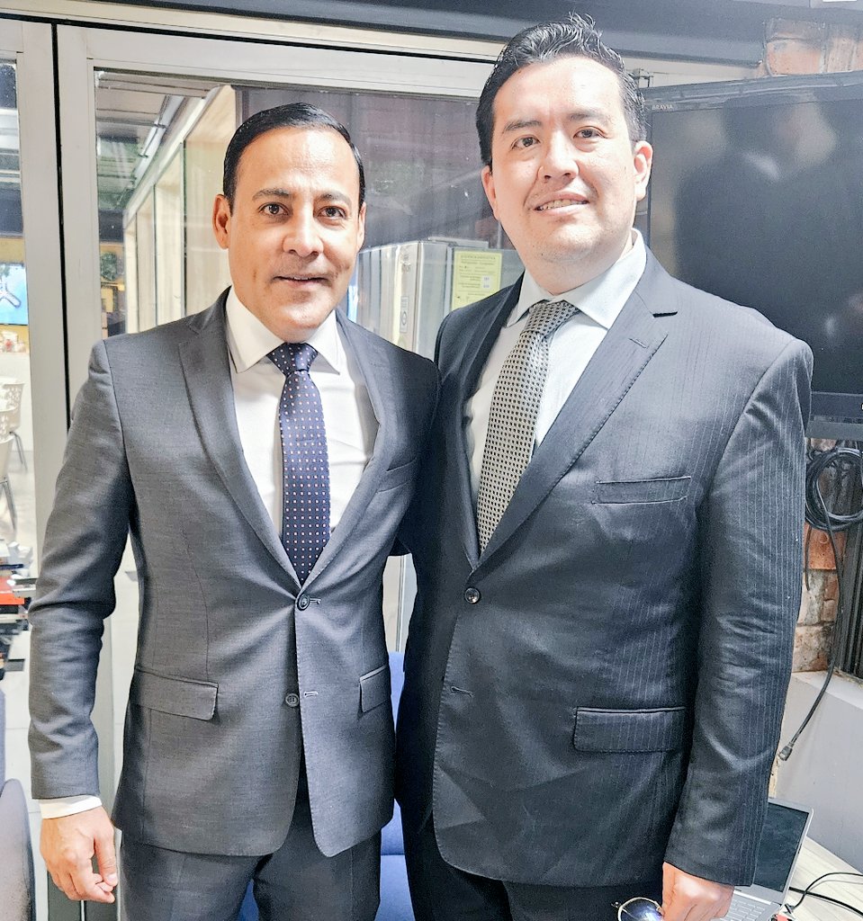Fer Kim tweet media