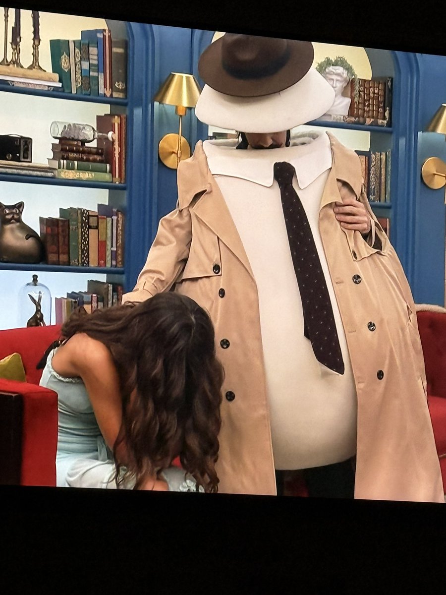 SsBigbrother's tweet photo. This unserious ass show #bb27 https://t.co/xFSjLolH98