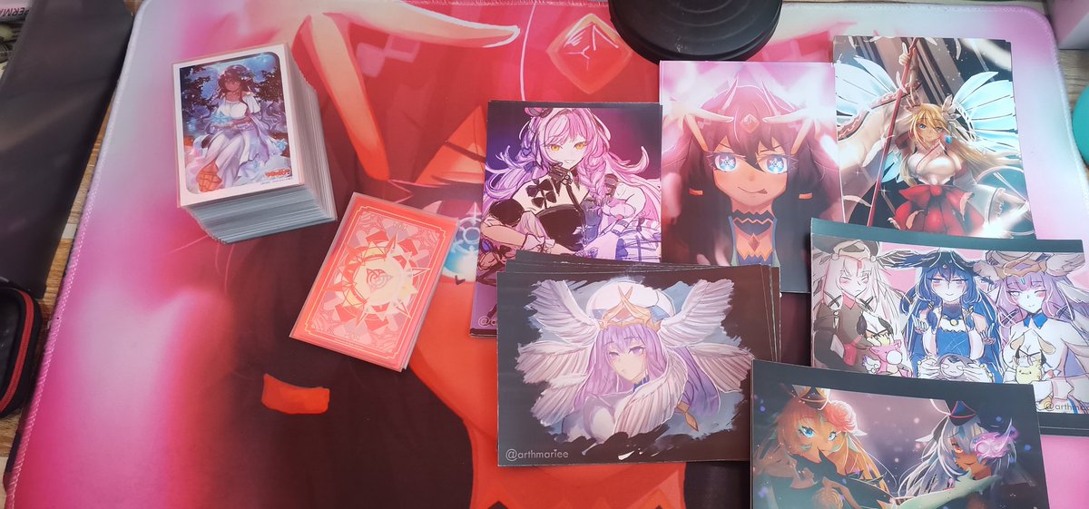 arthmariee's tweet photo. Will be attending BSF PH this weekend!

Will be also handing out some art prints 1 each of the variation in the photo per day! 

To get the print you must like this post and show it to me you liked it!

(o^ ^o)

#cfv https://t.co/8Qqtoj89lZ