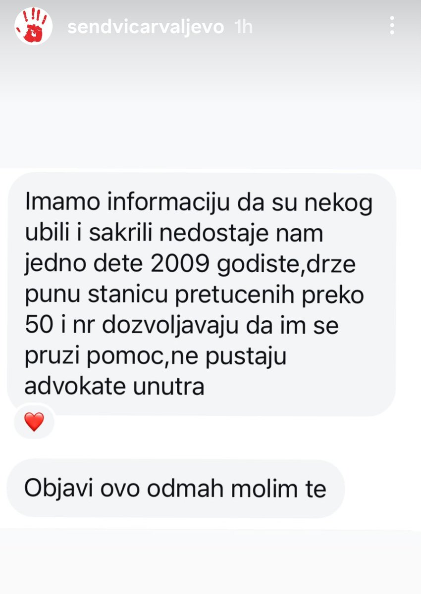 grunf014's tweet photo. @drugdjura Advokati i roditelji su ispred MUP-a... Svi iscekuju tacne informacije... https://t.co/zLcgacfvSV