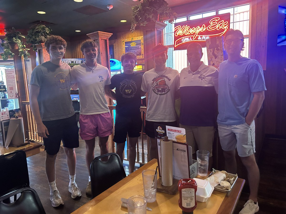 Annual dinner with our grads about to head off to college(minus Cal who was on vacay)Some of the best to ever wear the uniform on one of the best teams ever. Thanks for the impact on our program. Great players, better role models. Go be great. You know the FAMILY is always here!