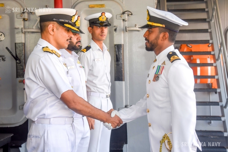 srilanka_navy's tweet photo. INS Jyoti &amp; INS Rana belonging to the #IndianNavy called at the Port of Colombo 14 Aug, to participate in the bilateral maritime exercise #SLINEX-25. @indiannavy @srilanka_navy @IndiainSL #MaritimeCooperation

Read more: https://t.co/eS2vXy8EnF https://t.co/kLh1TQOJlS