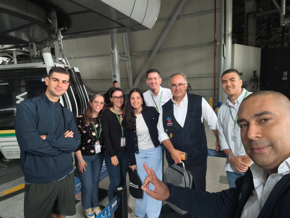 EducaVial-AIPSEV (@educavialaipsev) on Twitter photo Visita de <a href="/EducaVialAIPSEV/">EducaVial-AIPSEV</a> y <a href="/DefencargaCo/">Defencarga | Agremiación de Logística y Transporte</a> al <a href="/metrodemedellin/">Metro de Medellín 💚 30 años #ALoMetro</a> para conocer sus buenas prácticas en intermodalidad, seguridad vial y su impacto social a través de la #CulturaMetro 🚊🌱
#MovilidadSostenible #SeguridadVial #TransportePúblico #AIPSEV #MetroDeMedellín Visita de <a href="/EducaVialAIPSEV/">EducaVial-AIPSEV</a> y <a href="/DefencargaCo/">Defencarga | Agremiación de Logística y Transporte</a> al <a href="/metrodemedellin/">Metro de Medellín 💚 30 años #ALoMetro</a> para conocer sus buenas prácticas en intermodalidad, seguridad vial y su impacto social a través de la #CulturaMetro 🚊🌱
#MovilidadSostenible #SeguridadVial #TransportePúblico #AIPSEV #MetroDeMedellín