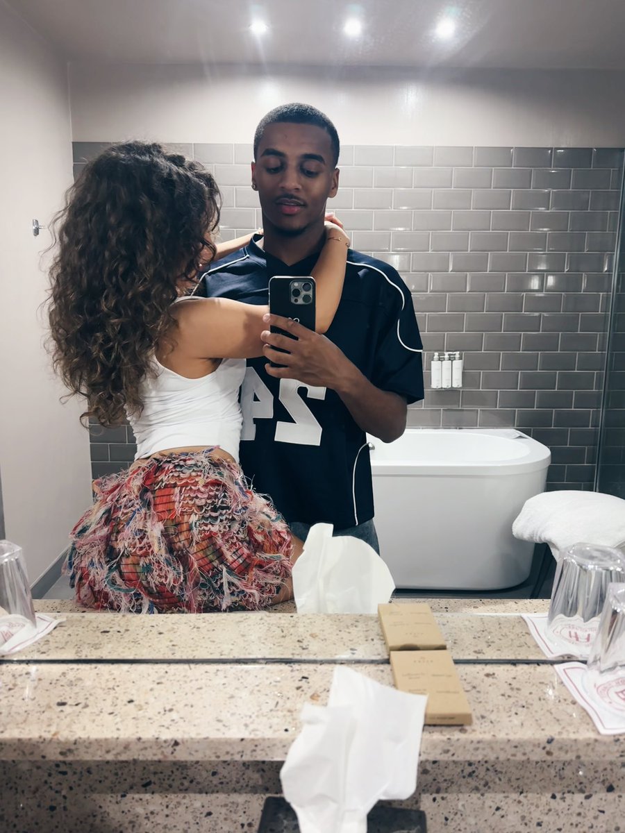 AnaiaJonas's tweet photo. The best time with you! X https://t.co/RvQPUuvfku