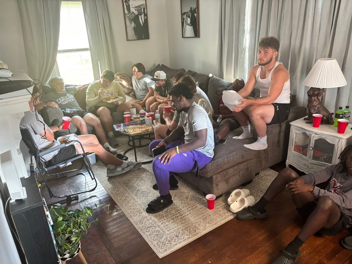Mathew Bennett, M. Ed (@coachbennett32) on Twitter photo Another awesome senior dinner in the books, love this group, love this team! <a href="/NSFootball96/">NSFootball96</a> #R2W #Family Another awesome senior dinner in the books, love this group, love this team! <a href="/NSFootball96/">NSFootball96</a> #R2W #Family