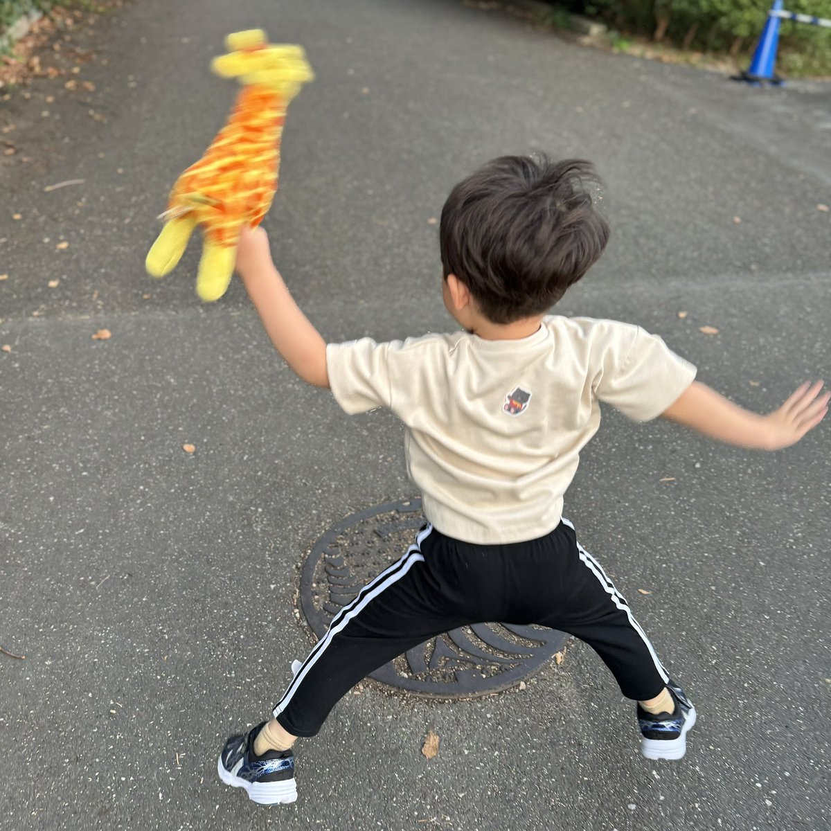 昨日はナイトZOOを満喫！
猿のところが1番テンション上がってて「ぼくのなかま！」って言ってた🐒www
