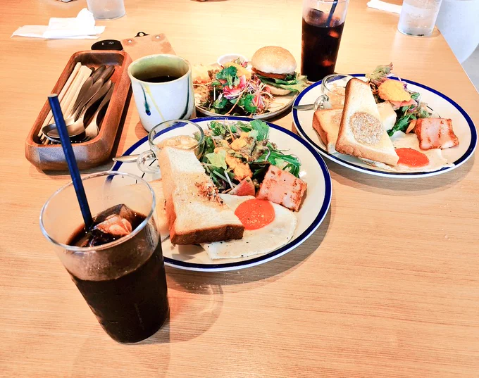 カフェ朝ごはん