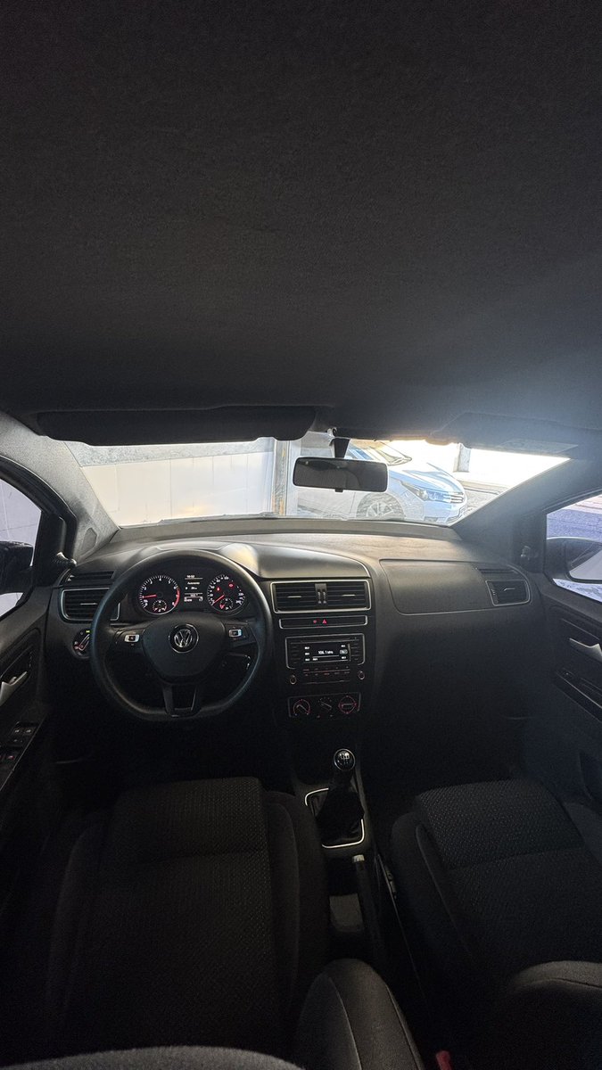 Franpuppo's tweet photo. Info: 

Volkswagen Suran Track 

-Año 2018 
-KM 82.000
- único dueño
- cierre centralizado/ alarma 
- Aire / dirección
- comandos al volante
- Service, correa en tiempo y forma .
-Se encuentra en muy buen estado 
-Al día Listo para transferir 

MF automóviles 🚘 https://t.co/nqtaYb0ZIB