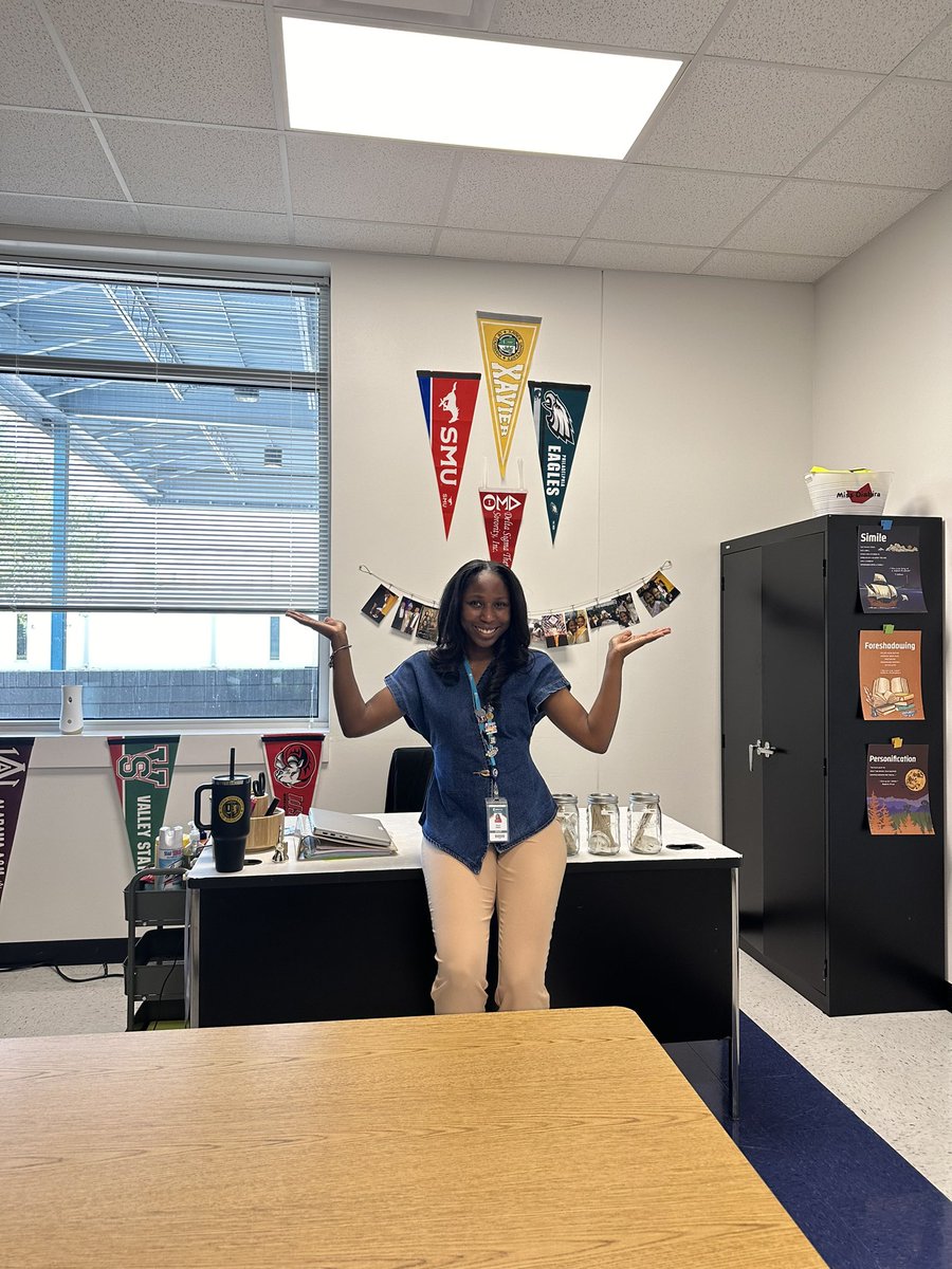 YoumaAmonti's tweet photo. From the classroom to the ...classroom.

Almost done my first week as a first year teacher. I am teaching 9th graders English I. 

When you trust in God, it's never a leap of faith, just a step straight into your purpose. https://t.co/GdMnuQI8O0