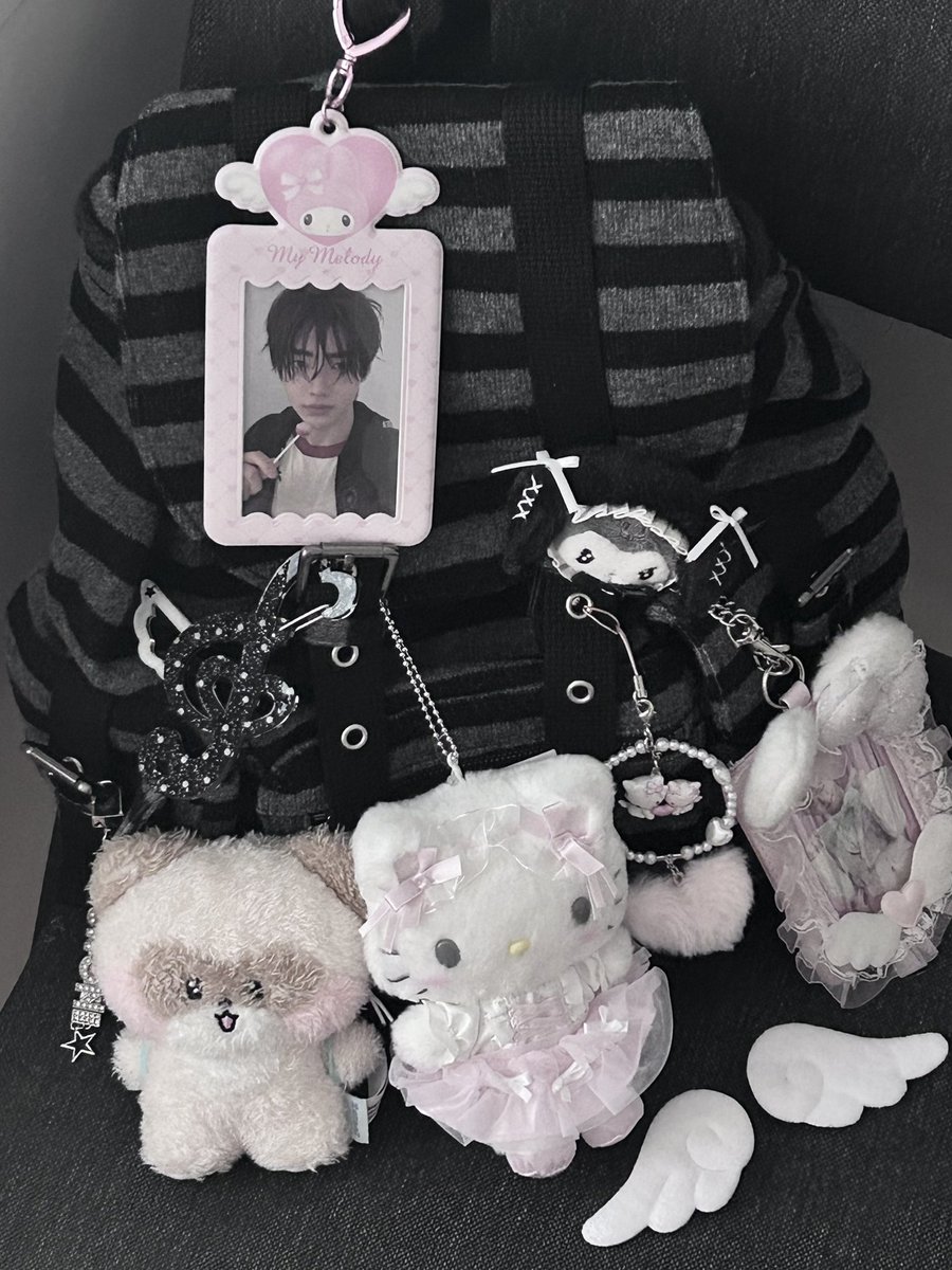 w0nsluv's tweet photo. ⠀⠀ ⁺∘⁎ ꒰ঌ ◜⁺⋆⋎⋆⁺◝ ໒꒱ ⁎∘⁺
                   e𝒏-rose girl𝒊e.ᐟ
                      ⋱˛ ˛⋰ https://t.co/S8cJzwj0eZ