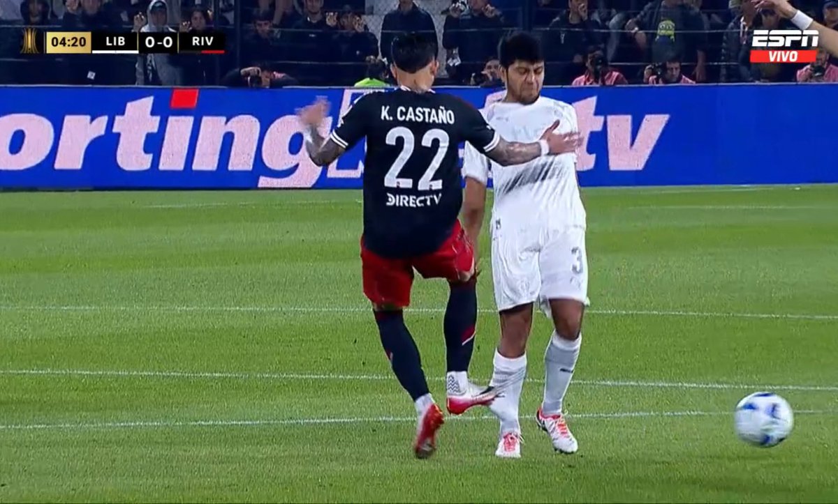 maaaxxi's tweet photo. @Lucioofrn eso que son 12 en cancha https://t.co/Z52Ty6eRDP