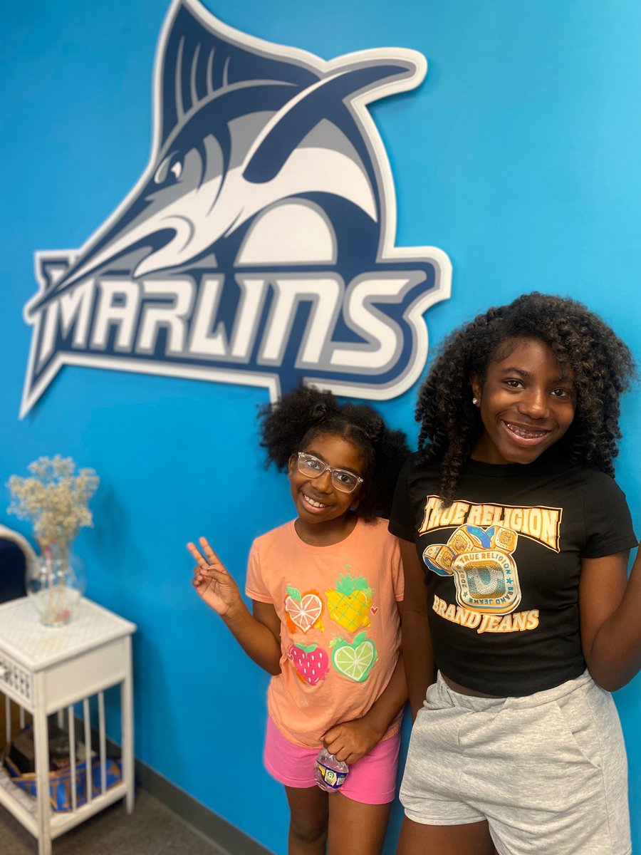 My babies wanted to check out my office today ❤️🐬