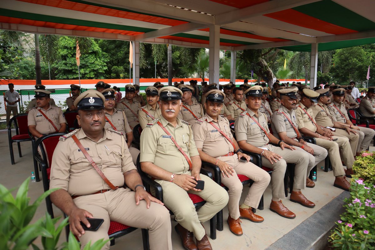 AhmedabadPolice's tweet photo. https://t.co/ClSw9iYx8a