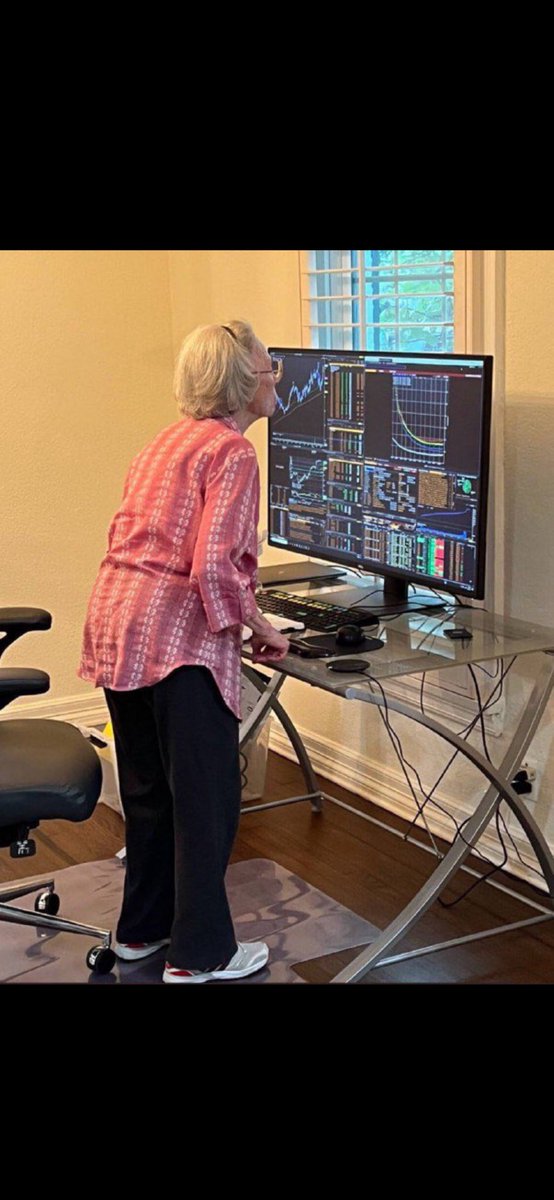 moecrypto33's tweet photo. According to my grandmaโs technical analysis, Kaspa is going to the moon this year ๐๐๐ต
#Kaspa #KAS #KaspaToTheMoon #KaspaFamily #KaspaArmy #KaspaCommunity #HODLKaspa #KaspaCrypto #KaspaGang #KaspaNation https://t.co/egq0RHNRPl