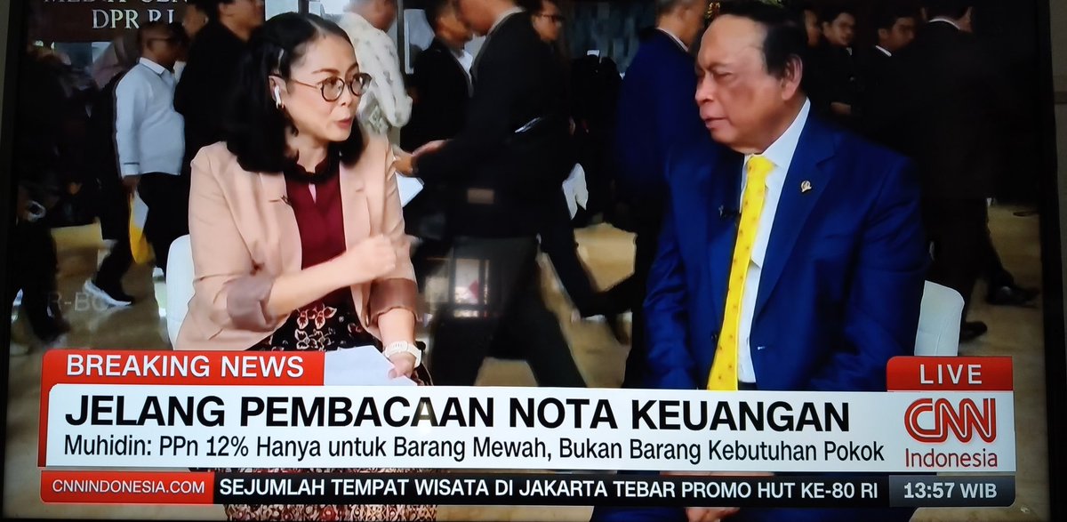 SIAP-SIAPP!!
NOTA KEUANGAN PPn 12%
Tanpa ba bi Bu, oleh Yg Terhormat
keknya lgsg dterima..
--
Alasannya tuk Barang Mewah
Tax Holiday diperpanjang