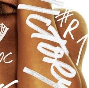 DamianFenty's tweet photo. @QueenME1010 @rihannalately She even used it on Unapologetic cover https://t.co/vgwQLyuI5n