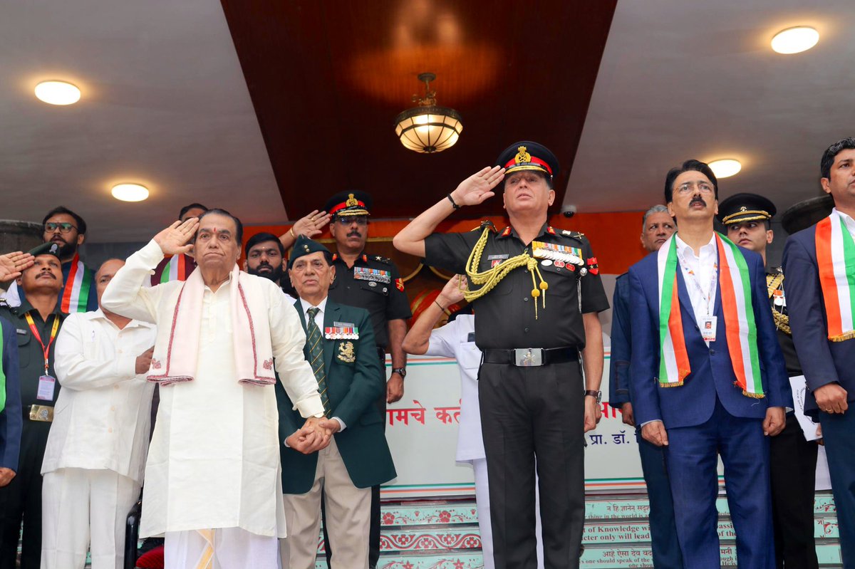 IaSouthern's tweet photo. On #IndependenceDay2025, Lt Gen Dhiraj Seth, PVSM, AVSM, GOC-in-C, #SouthernCommand, delivered an inspiring address at MIT, World Peace University (@MITWPUOfficial), #Pune.

Honouring the legacy and sacrifices of Indian Armed Forces, the Army Commander highlighted the critical role of youth as the architects of India's progress to realise the vision of Viksit Bharat@2047.

He emphasised on the importance of Military-Civil Fusion as an enabler for achieving #Atmanirbharta and reiterated the importance of close cooperation between the Armed Forces and the citizens for #NationBuilding.

#IndianArmy 
#MilitaryLeadership 
#MilitaryCivilFusion
#LeadershipInAction 
@adgpi
@SpokespersonMoD 
@EduMinOfIndia 
@PRODefPune