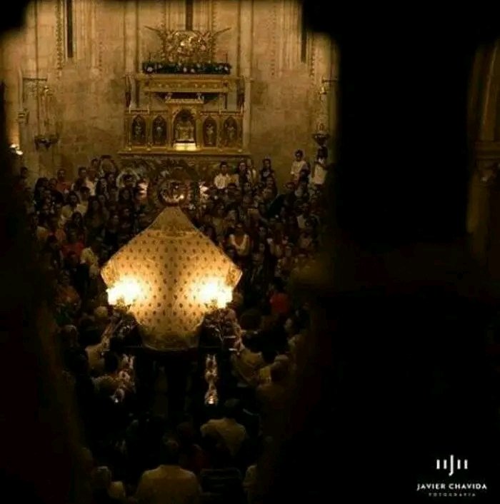 Hoy es un día especial para todxs lxs brihuegxs celebrando con orgullo #VirgenDeLaPeña 

Felicidades a todxs y reconocimiento especial por su labor a @cofradiavirgendelapena

📸 Javier Chavida Cancelo