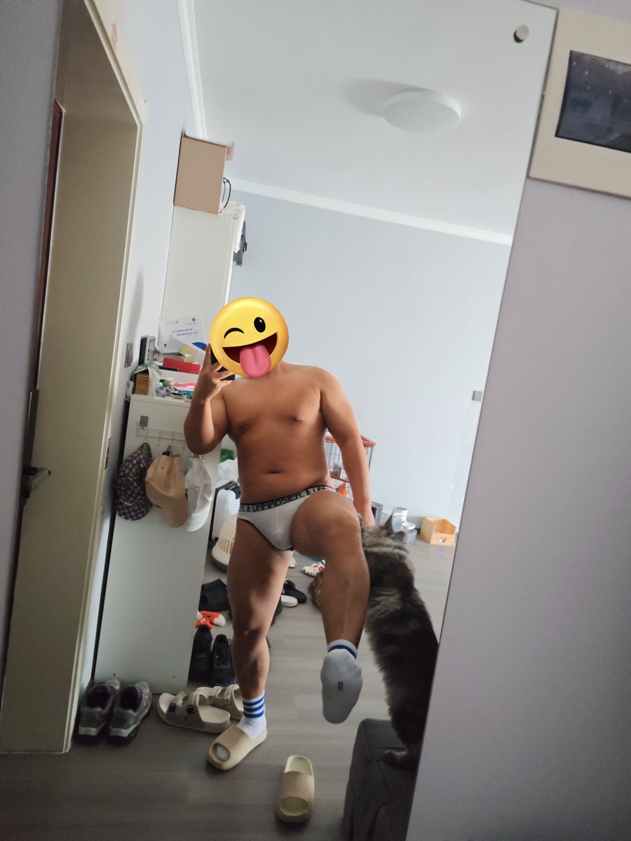好烦啊！！！我特别想打乳环、PA环！可是他们都不让我打！好烦啊！！！这么多年了，连个这都不让我弄！为啥啊…！！哎...Ｏ(≧口≦)Ｏ