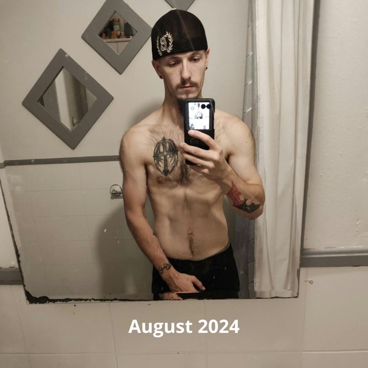 Blazin4dayz1995's tweet image. #1YearChanges #1YearTakingMassGainer #gymaddict #8MonthsAtGym #goalstobeachieved #115lbsTo155lbs #instagramseenitfirst