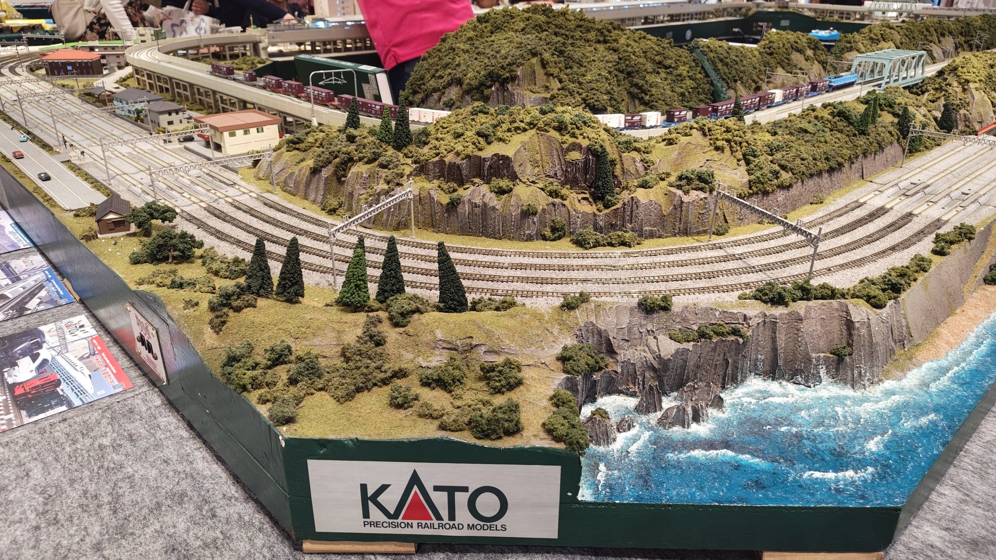 鉄道模型✨Nゲージ✨巨大ジオラマ✨オーダー受付中❗制作には半年～１年かかります❗ 鉄道模型✨Nゲージ✨巨大ジオラマ✨オーダー受付中❗制作には
