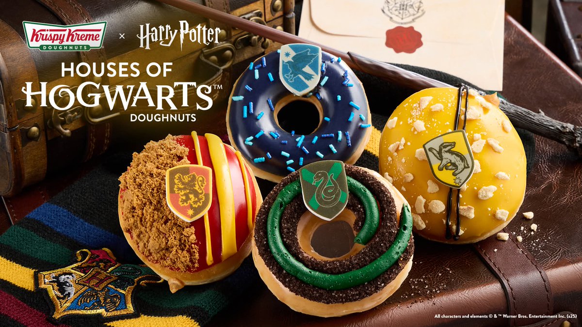 InHarrypotter's tweet photo. จะมาไทยไหม

Krispy Kreme แบรนด์โดนัทชื่อดัง

ได้รังสรรค์เมนูโ���นัทในธีมของ 
บ้านทั้ง 4 ในเรื่อง แฮร์รี่ พอตเตอร์ 
แต่ละบ้านจะรสชาติไม่เหมือนกัน

บอกเลยว่าทั้งสวย และน่ากินมาก

บ้านไหนน่ากินสุด https://t.co/L7Syc5njd0