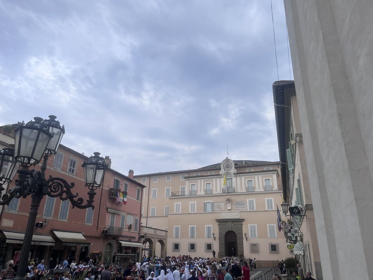 lagana_jessica's tweet image. #ferragosto2025 a Castel Gandolfo
Buona Festa dell’#assunta in attesa della Messa celebrata da #PapaLeoneXIV