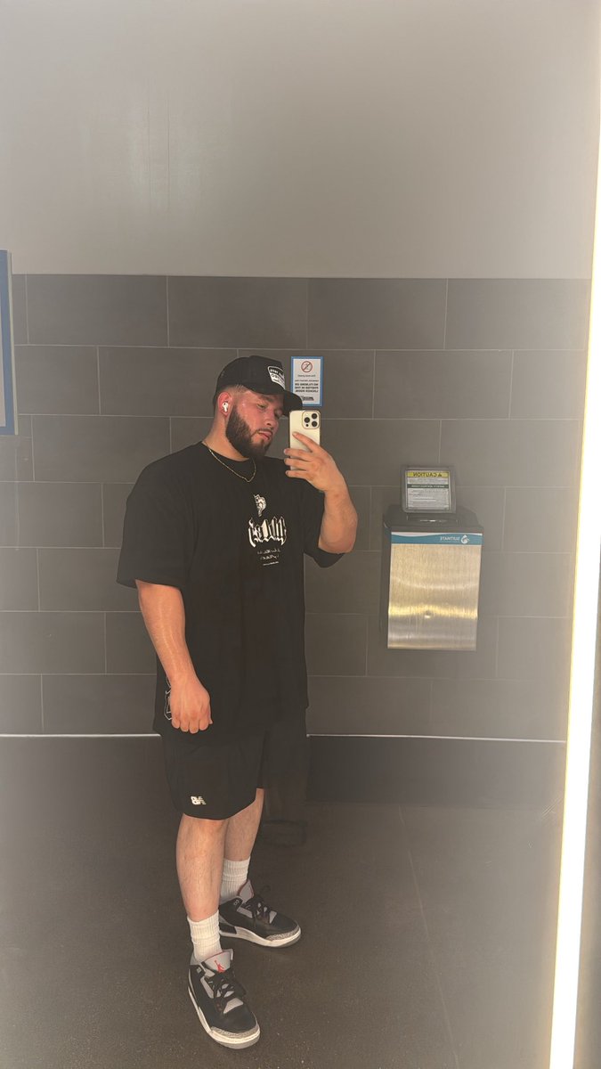 JRCL95's tweet image. Been a while since, still out here 🔥🐷🫶🏻