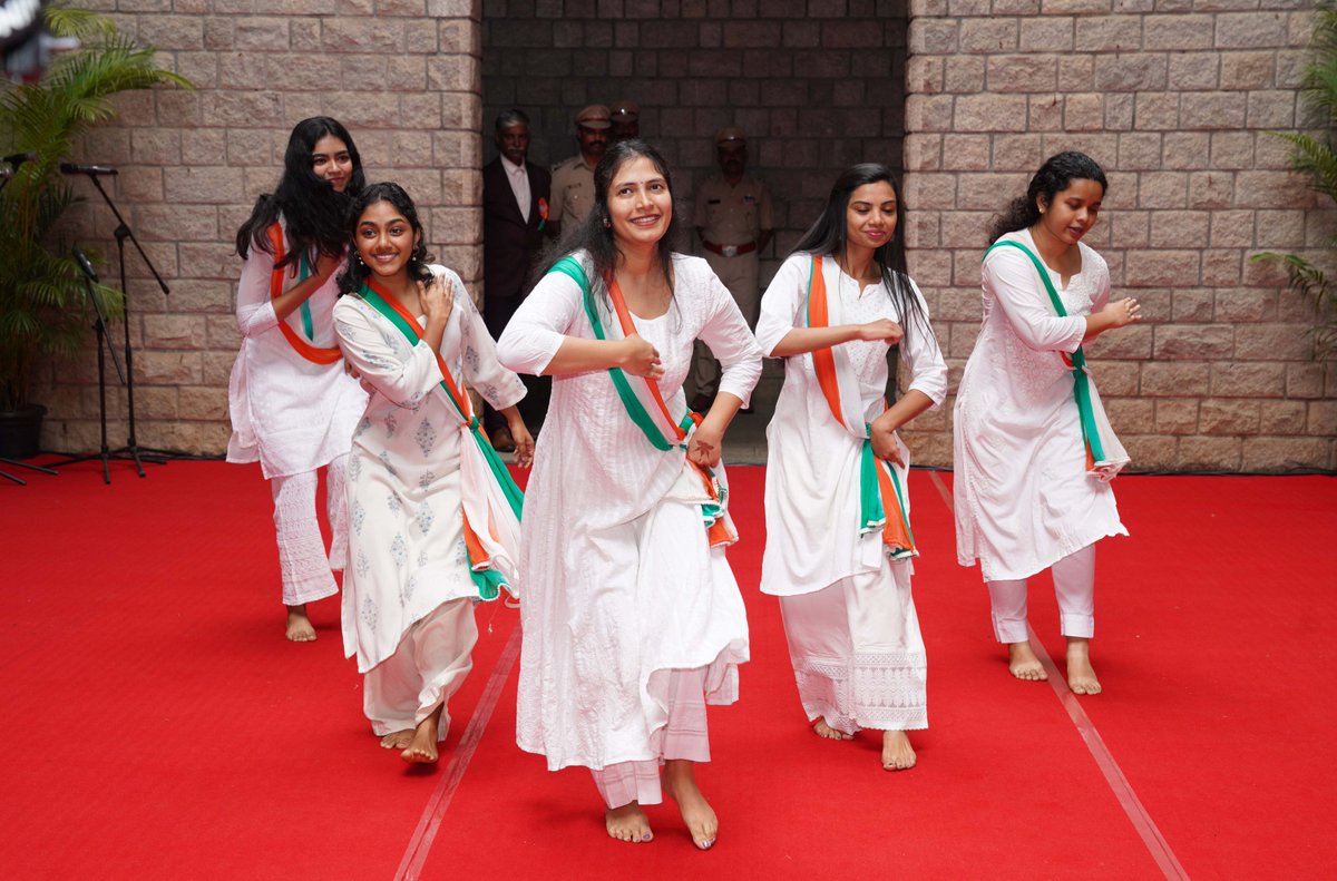 “In a world of uncertainty and strife, India – with her immense wisdom and compassion – has the opportunity to lead the way forward,” said Prof. Dinesh Kumar, Director In-charge, IIMB, delivering the Independence Day address earlier today.
🔗Read more: iimb.ac.in/iimb-community…