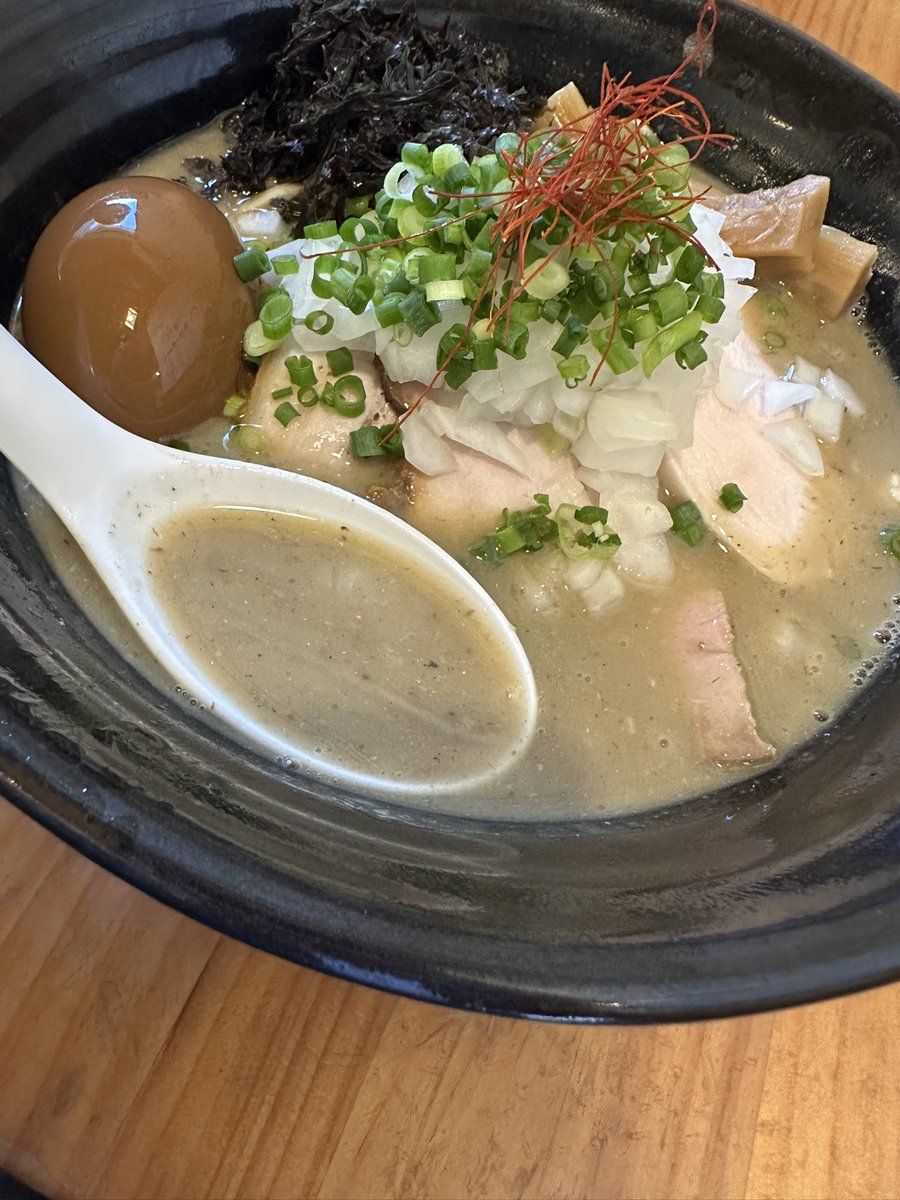 つけ麺弥七@館林市 極上団地妻煮干パイパンラーメン⭐️味玉 漸く