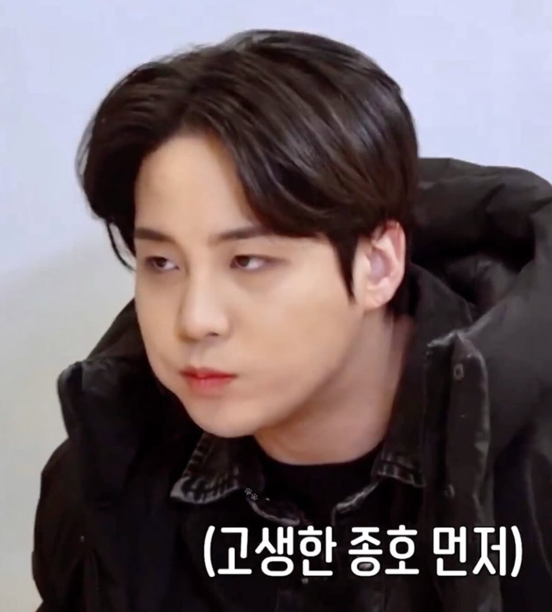 jonghoping's tweet photo. this cutie https://t.co/ag64rAYEVF