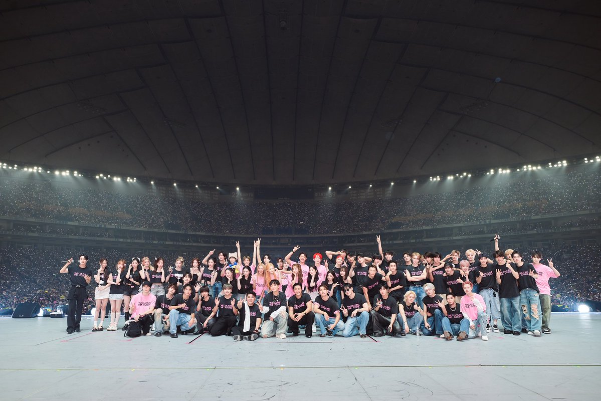 Standing in the frame of countless dreams, I feel the bond of our family shining brighter than the lights of Tokyo. Thank you for today, and on day 2, let’s meet again with the same joy.