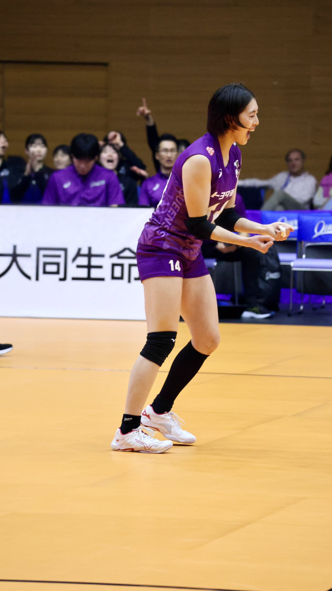クインシーズ刈谷　佐藤彩乃　直筆サイン入りTシャツ 3枚限定 がんちゃん on X: 