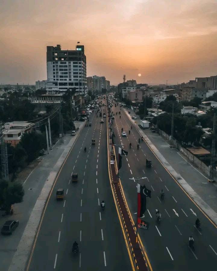 This beautiful view is Lahore’s Auto Ban Road, built by PMLN <a href="/ShamaJunejo/">Dr Shama Junejo</a>